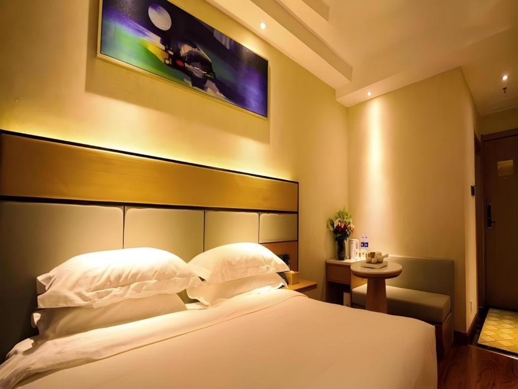 Greentree Inn Geermu Walking Street Business Hotel Golmud Extérieur photo