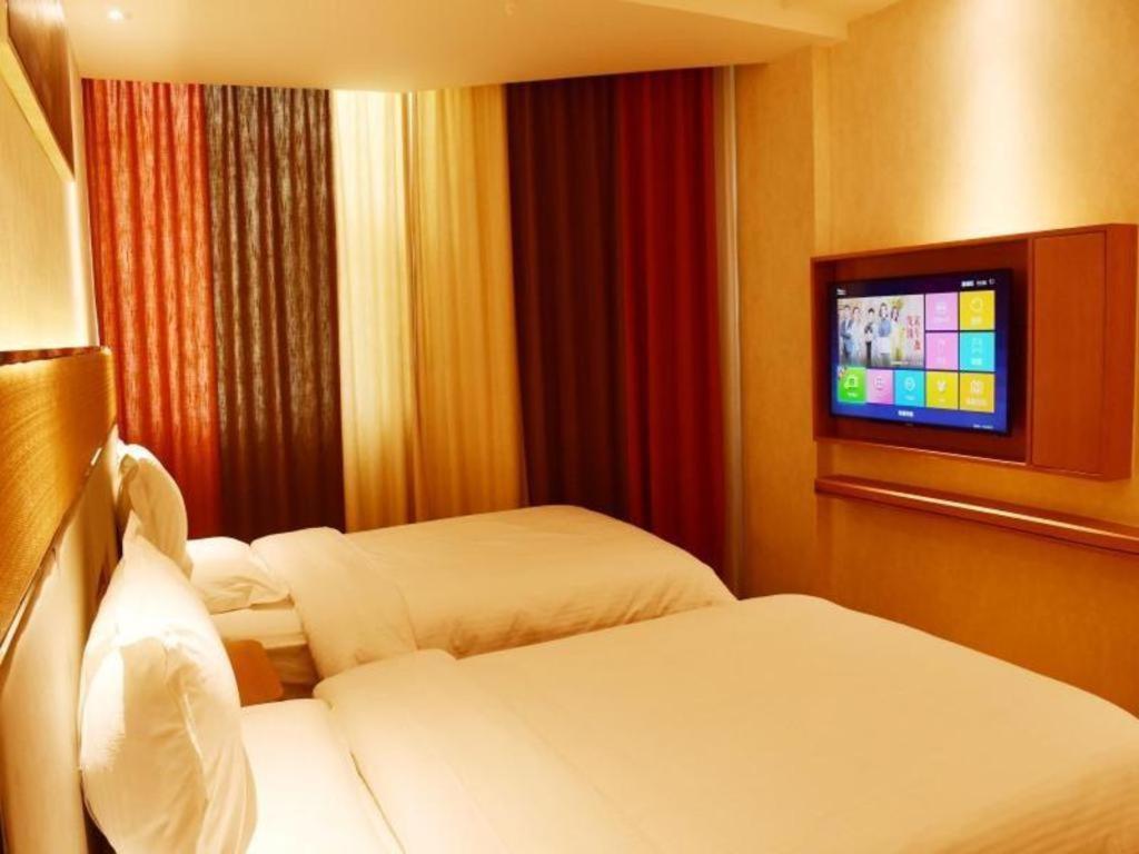Greentree Inn Geermu Walking Street Business Hotel Golmud Extérieur photo